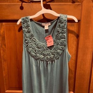 Casual sleeveless top